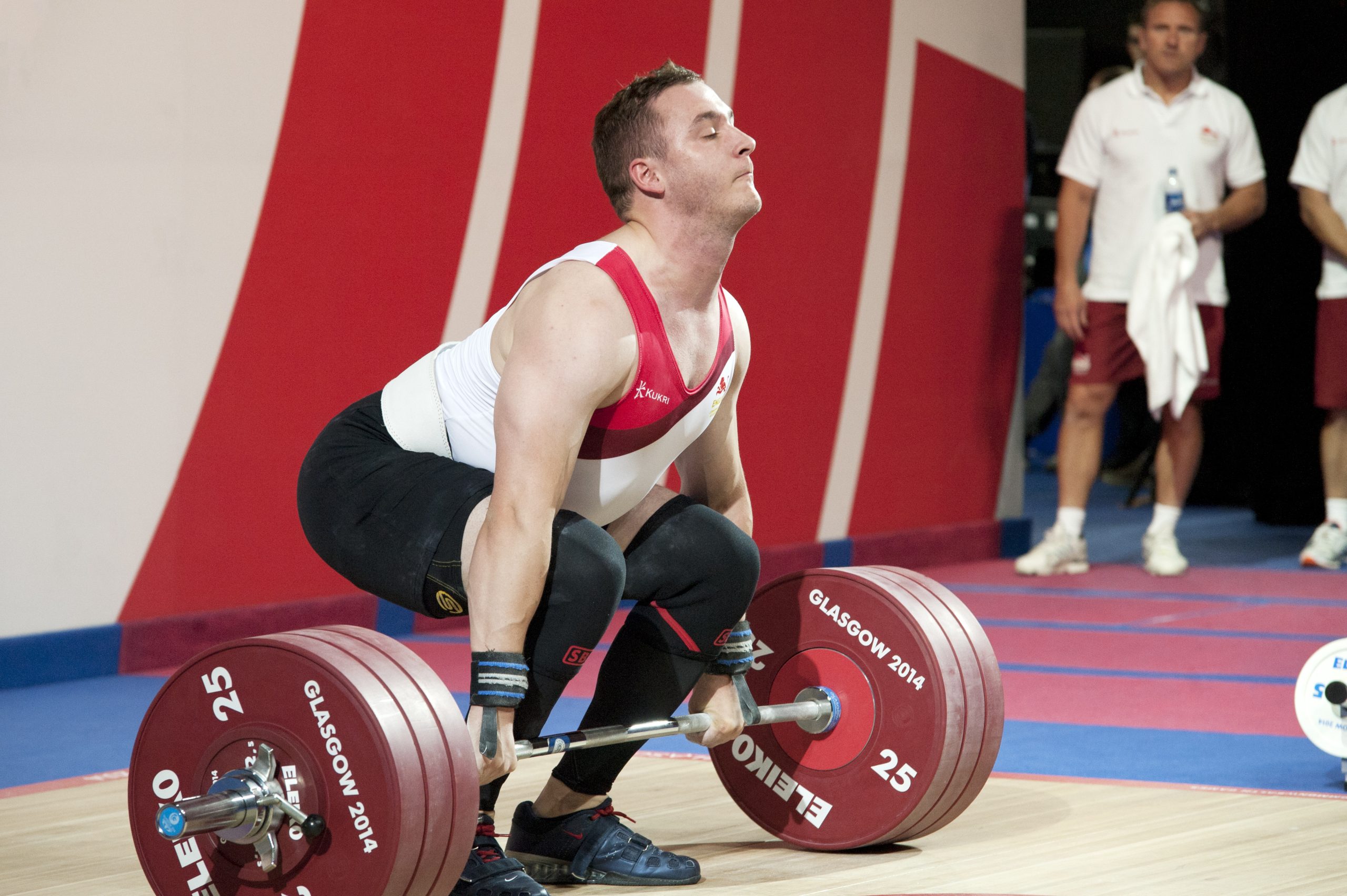 Ben Watson set in the start of the clean, hips down and back flat